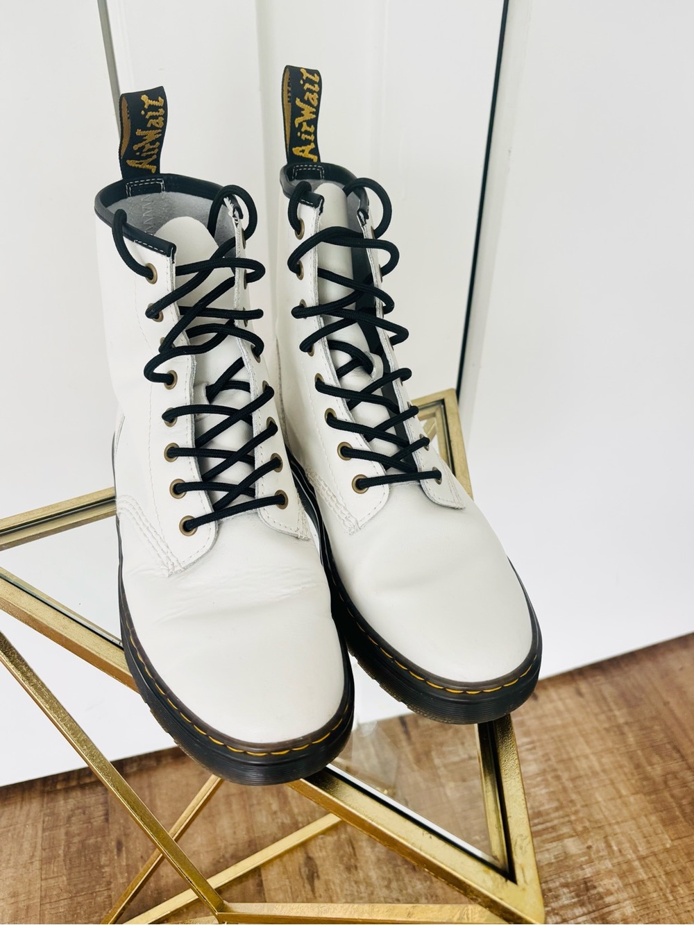 Dr. marten's Zavala White Leather Combat boot womens size 9 - Picture 2 of 8